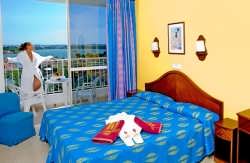 se admiten mascotas perros en Puerto de Alcudia - Hotel JS Sol de Alcudia*** Mallorca Islas Baleares, costa-islas-baleares 5