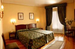 se admiten mascotas perros en Hotel Norte y Londres** Burgos Burgos 4