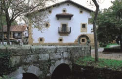 alojamientos Hotel Rural - Casona Palacio El Camino Real*** vacaciones en Selores hoteles en Cantabria admiten perros escapada con mascota viajar con perro a Selores vacaciones verano
