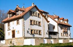 se admiten mascotas perros en Hotel Don Pablo Pech&oacute;n Cantabria, semana-santa, costa-cantabria 2
