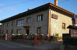 se admiten mascotas perros en Posada Las Ma&ntilde;anitas C&oacute;breces Cantabria, costa-cantabria 2