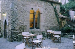 se admiten mascotas perros en Hostal Sa Rascassa** Begur Gerona, costa-brava 2