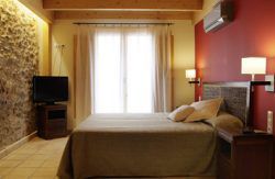 se admiten mascotas perros en  Hotel Rural - Niu de Sol *** Palau Saverdera recomendados, Gerona, costa-brava 3