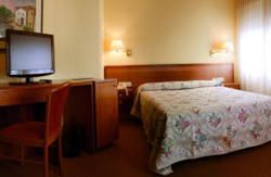 se admiten mascotas perros en Hotel Ultonia*** Gerona Gerona 5