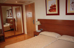 se admiten mascotas perros en Hotel Palacios** Alfaro La Rioja 5