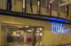 alojamientos Hotel Real Lleida*** ir a la playa hoteles escapada con perro a Lérida viajes a Lérida vacaciones con mascotas 2020 españa