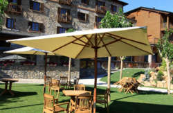 se admiten mascotas perros en Hotel Muntanya&SPA*** Prullans de Cerdanya Nieve, L&eacute;rida, Pirineos 3