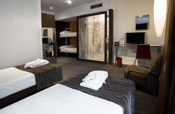 se admiten mascotas perros en High Tech President Castellana ****Plus Madrid Madrid 5
