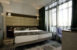 se admiten mascotas perros en High Tech Cliper Gran V&iacute;a*** Madrid Madrid 5