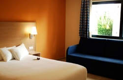 se admiten mascotas perros en Travelodge Las Rozas*** Las Rozas Madrid 5