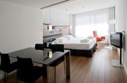 se admiten mascotas perros en Hotel AXOR Barajas**** Madrid Madrid 4