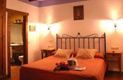 se admiten mascotas perros en Hotel Rural - Almazara*** Frigiliana Andalucia, M&aacute;laga 5