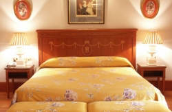se admiten mascotas perros en Hotel Inglaterra**** Sevilla Andalucia, Sevilla, semana-santa 4