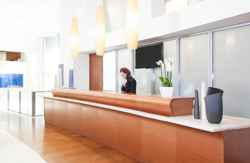 se admiten mascotas perros en Novotel Sevilla Marqu&eacute;s del Nervi&oacute;n**** Sevilla Sevilla, semana-santa 2
