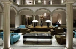 se admiten mascotas perros en Petit Palace Marqu&eacute;s De Santa Ana****Plus Sevilla Sevilla 2