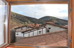 se admiten mascotas perros en Apartamentos tur&iacute;sticos Ubaga Ezcaray La Rioja 2