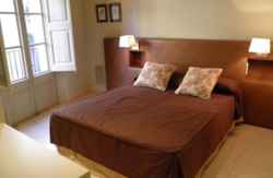 se admiten mascotas perros en Apartamentos Sant Jordi Barcelona Barcelona, costa-del-maresme 5