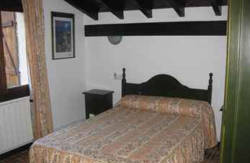 se admiten mascotas perros en Apartamentos La Ce&ntilde;a Novales Cantabria 5