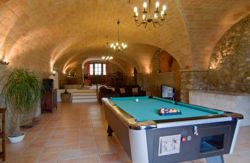 se admiten mascotas perros en Can Llobet Capmany Gerona 2