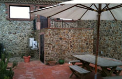 se admiten mascotas perros en Rosa dels Vents Mollet de Peralada Gerona 2