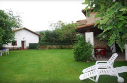 se admiten mascotas perros en Casa Carmen Rales de Llanes Asturias 2