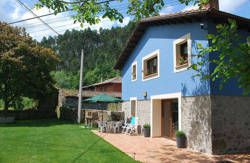 se admiten mascotas perros en Casa de Aldea El Toral Rales de Llanes Asturias 2