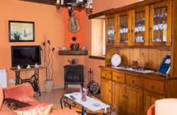 se admiten mascotas perros en Casa Molin de Sotu Loro&ntilde;e Asturias, costa-asturias 4