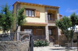 alojamientos El Tinao de Gredos vacaciones en Navarredonda de Gredos hoteles en Ávila admiten perros escapada con mascota viajar con perro a Navarredonda de Gredos vacaciones verano