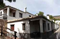 se admiten mascotas perros en Berchules - El Cercado Complejo Rural Alcutar Granada 4