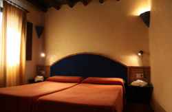 se admiten mascotas perros en Berchules - El Cercado Complejo Rural Alcutar Granada 5