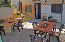 se admiten mascotas perros en Cortijo Los Iberos Bubi&oacute;n Granada 3