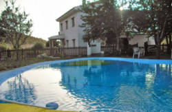 se admiten mascotas perros en Casa Rural Fuente la Teja G&uuml;&eacute;jar Sierra recomendados, Nieve, Granada 2
