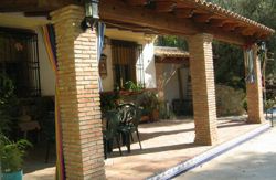 se admiten mascotas perros en La Nave de Cuadros Bedmar Ja&eacute;n 2