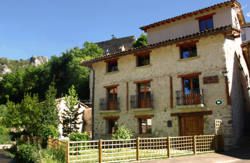 se admiten mascotas perros en Villa Liquid&aacute;mbar Torrecilla en Cameros La Rioja 2