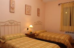 se admiten mascotas perros en Mas de La Pinaeta G&aacute;tova Valencia 5