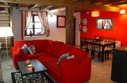 se admiten mascotas perros en Casa Rural Madagascar Villasexmir Valladolid 3