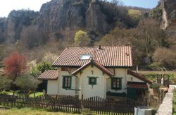 La Casita del Río vacaciones en Sabando con perros alojamientos Álava admiten mascotas viajar casasrurales dormir con tu perro verano