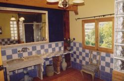 se admiten mascotas perros en Mas&iacute;a San Joaqu&iacute;n Agres Alicante 5