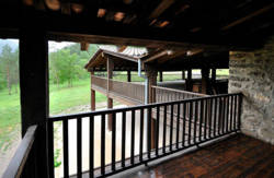 se admiten mascotas perros en Mas&iacute;a Can Planes Vall de Bianya Gerona 2