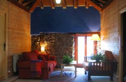 se admiten mascotas perros en Sobre F&aacute;bulas Pradena de Atienza Guadalajara 2