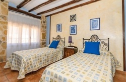 se admiten mascotas perros en Casa Lo Ferré Beceite Aragon, Teruel 6