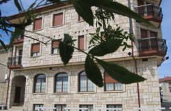 Centro de Turismo Rural Lajafriz vacaciones en Fornillos de Aliste con perros alojamientos Zamora admiten mascotas casas rurales dormir con tu perro verano